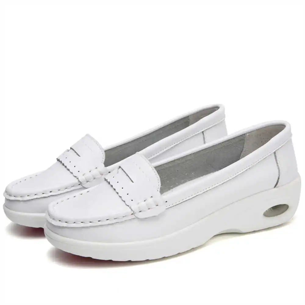 Thick Sole Slipon White Traine - Office Tech Guy reseña y precio